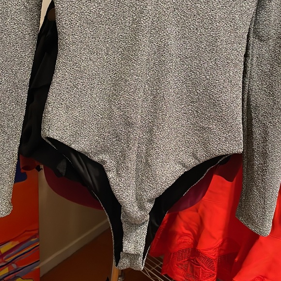 Zara Silver Long Sleeves Bodysuit - Picture 6 of 11